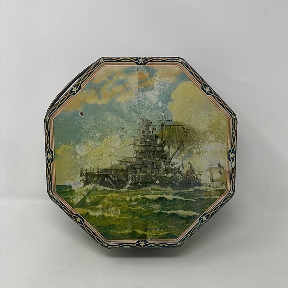 Vintage WW II US Navy Ship Sunshine Biscuit Tin Loose-Wiles Biscuit Company